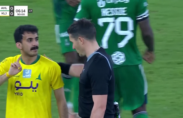 Fotbalul românesc e în vacanță, dar Istvan Kovacs face bani în Arabia Saudită! Penalty acordat în 90+7
