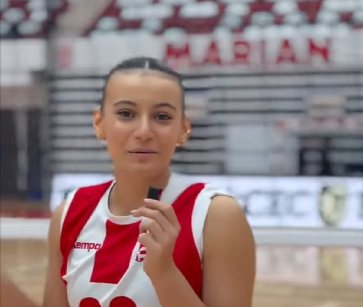 Voleibalistele dinamoviste, protagonistele unui videoclip inedit direct din sală: „Joc la Dinamo, normal că...”