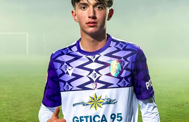 El vrea să ducă legenda clubului mai departe » Debutant la 16 ani la FC Argeș, Andrei Dinu simte că generația lui va produce schimbarea: „Suntem mai atenți la detalii, avem mai multe informații la dispoziție”