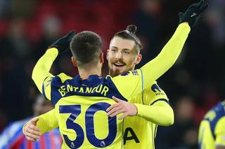 Pressing din Premier League pentru Radu Drăgușin » Două echipe vor să-l aducă pe stoperul lui Tottenham!