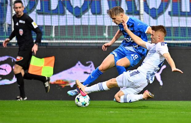 Nu Vătăjelu! El este fundașul român transformat într-o prioritate la Dinamo