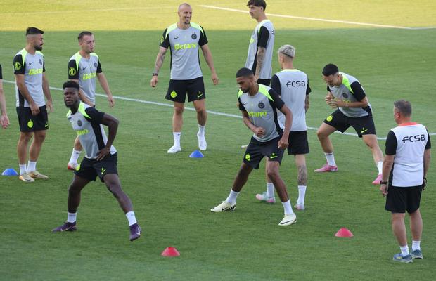 Începe agitația la FCSB » Pe cine sacrifică formația campioană după ultima decizie a lui Becali