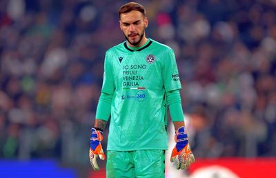 Specialistul în mercato dezvăluie: Răzvan Sava semnează, după ce a ajuns al treilea portar la Udinese