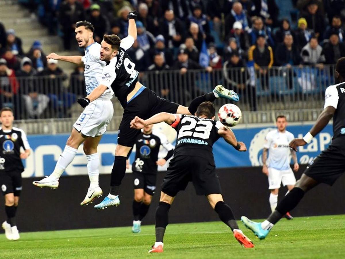 CRAIOVA - GAZ METAN 3-1 // Încă o bătălie în războiul dintre Pigliacelli și galerie » Scene tensionate la finalul partidei + 2 mesaje dure la adresa portarului