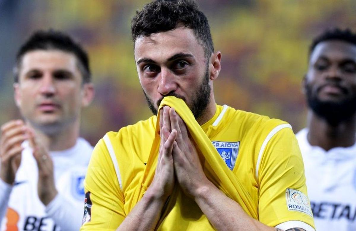 CRAIOVA - GAZ METAN 3-1 // Încă o bătălie în războiul dintre Pigliacelli și galerie » Scene tensionate la finalul partidei + 2 mesaje dure la adresa portarului