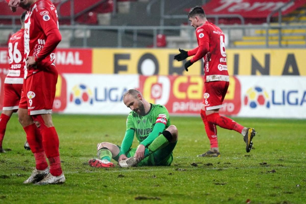 Jucătorii lui Dinamo uimesc un rival: „E greu de înțeles” » Ce a remarcat la formația alb-roșie