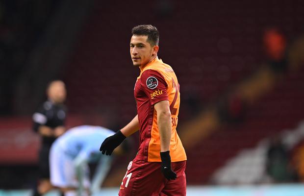 FCSB a convins-o cu greu pe Galatasaray să-i dea banii pentru Moruțan » Ce compromis a făcut Gigi Becali