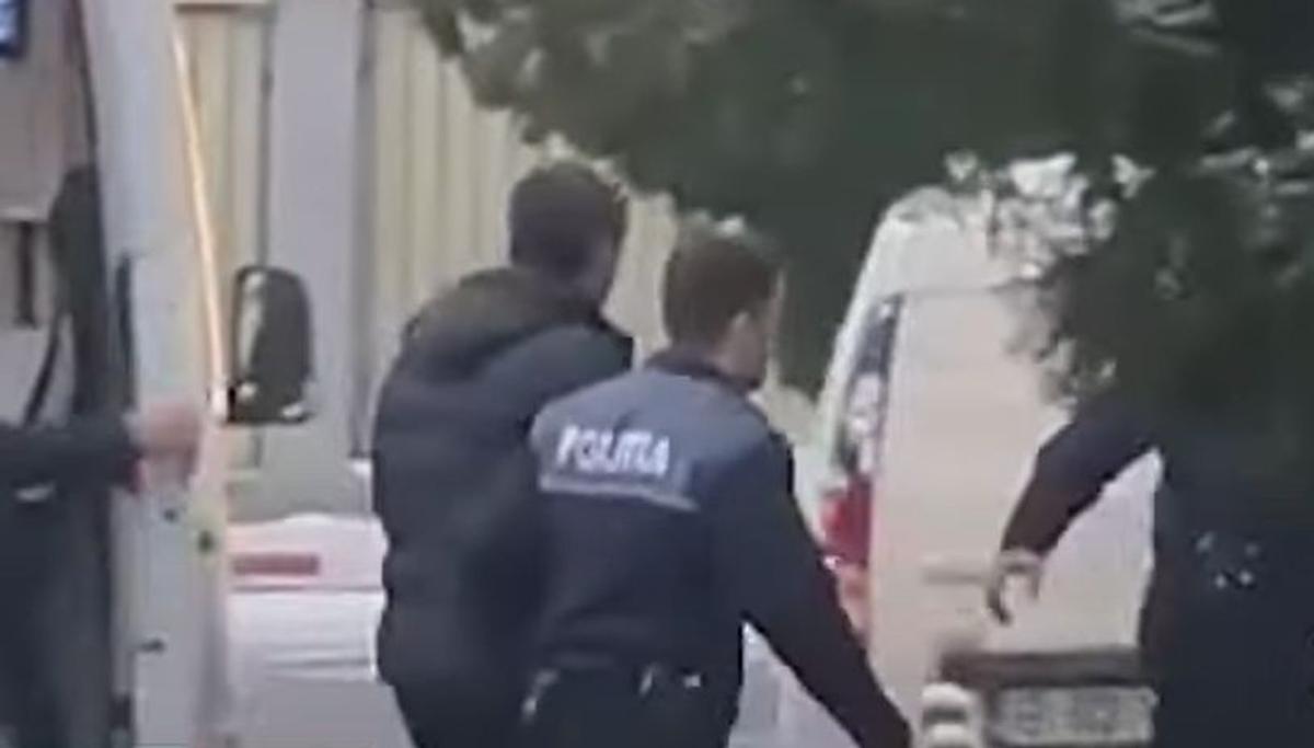 Pițurcă, replică golănească, după ce a fost jignit în serie la intrarea în sediul DNA: „Dacă te dai cu ruj, vorbim!” + Fiul lui, reținut pentru 24 de ore