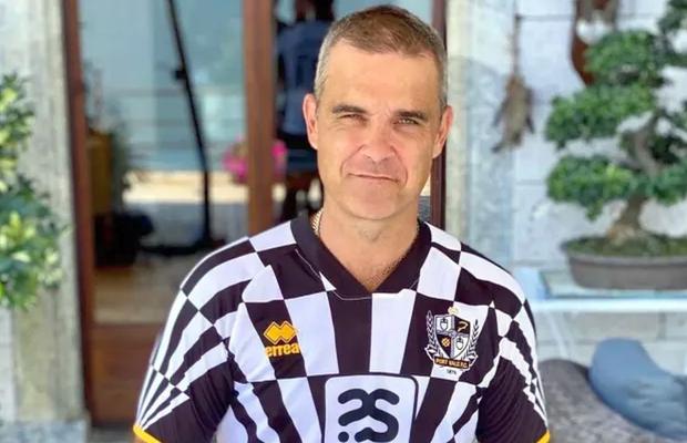 Ambiții mari pentru cântărețul Robbie Williams! Va cumpăra un club de fotbal din Anglia