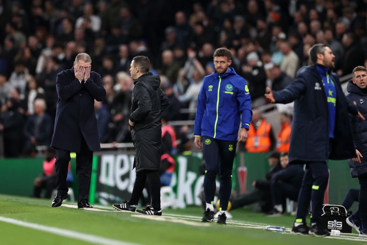 Una bună, alta rea » Cum s-a descurcat Radu Drăgușin într-un final de meci în care Tottenham a tremurat cu Brentford