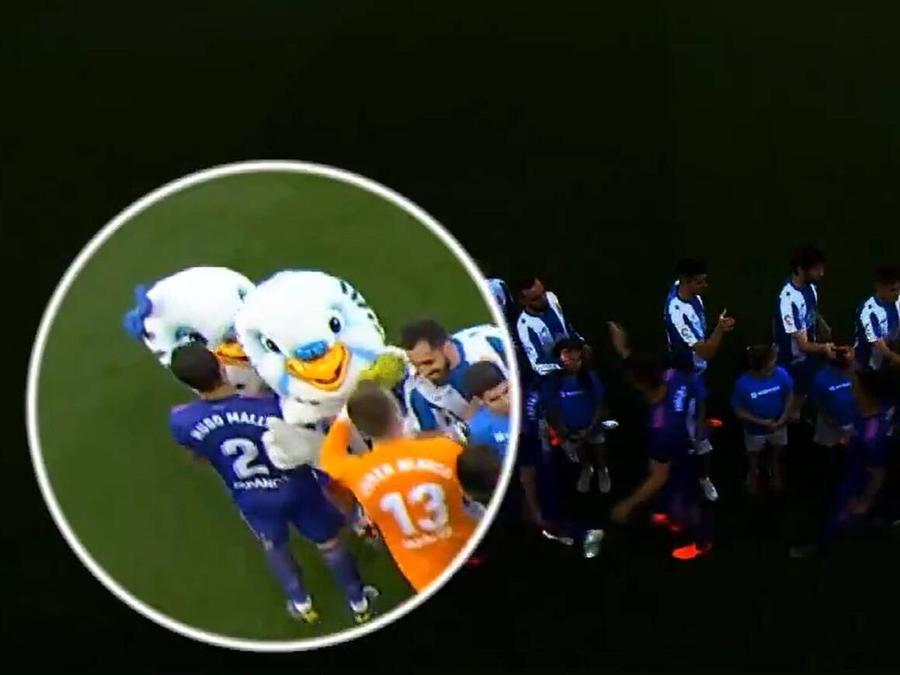Fostul căpitan al unei echipe din La Liga, acuzat că ar fi abuzat sexual mascota clubului!