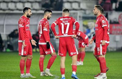 Lovitură pentru Dinamo: interdicție la transferuri! De ce au fost pedepsiți „câinii”
