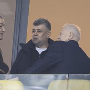 Gigi Becali, Marcel Ciolacu şi Viorel Hrebenciuc, în tribune la meciul FCSB - Manchester United 0-2 FOTO: Ionuţ Iordache (GSP)