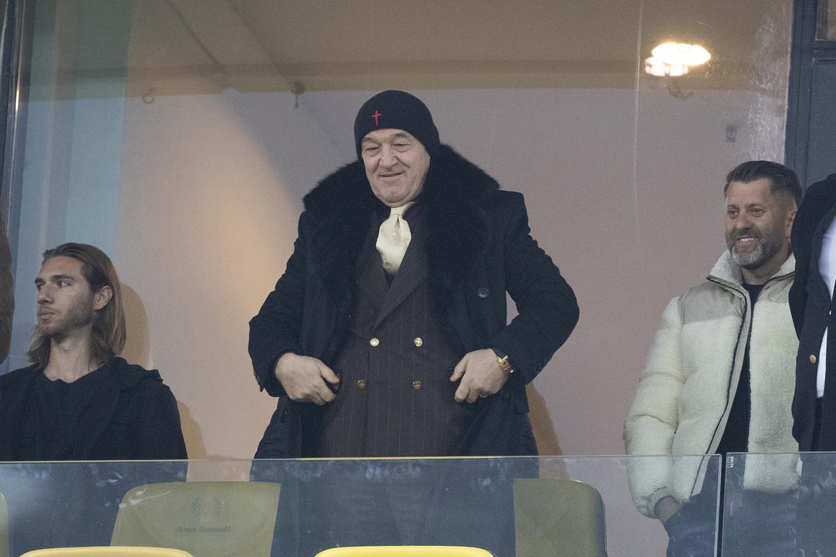 Gigi Becali, la FCSB - Manchester United