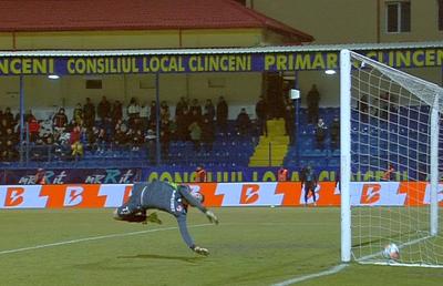 A căzut „mitul Roșca”! Portarul lui Dinamo, învins din acțiune pentru prima dată în acest sezon » Filmul complet al golului superb