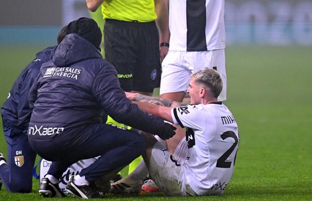 Parma - Lecce 1-3 » După Man, s-a „rupt” și Mihăilă! Bătăi mari de cap pentru Mircea Lucescu