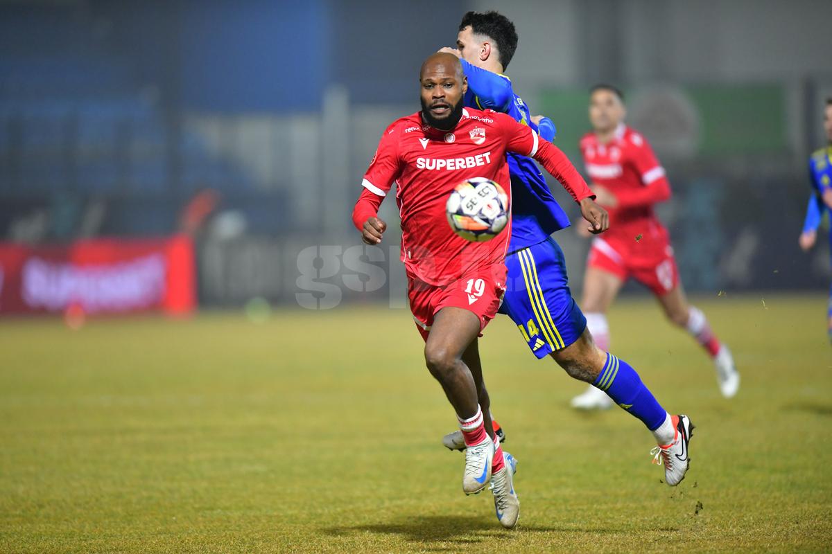 Unirea Slobozia - Dinamo, etapa 24 din Superliga