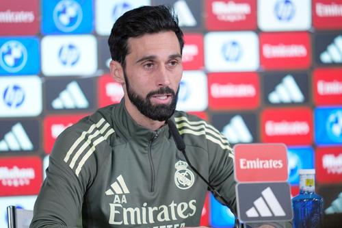 Alvaro Arbeloa, antrenorul lui Real Madrid, la conferința de presă premergătoare partidei cu Vallecano // FOTO: Imago Images