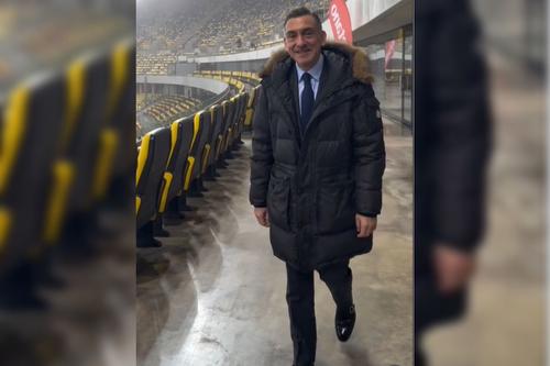 Fostul internațional Ilie Dumitrescu (57 de ani) s-a declarat impresionat de Alibek Aliev (29 de ani), noul atacant de la CFR Cluj/ foto: captură Instagram Ilie Dumitrescu