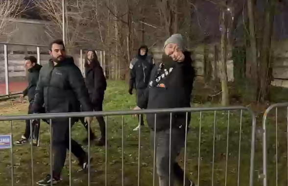 Fanii Universității, scandalizați de condițiile din București: „Când veniți la Cluj, vă descălțați!”