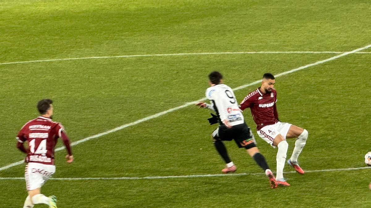 Marian Aioani contestă o decizie de arbitraj din Rapid - U Cluj: „Nu are sens!”