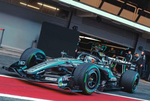 Mercedes a impresionat la Barcelona // foto: Instagram @ mercedesamgf1