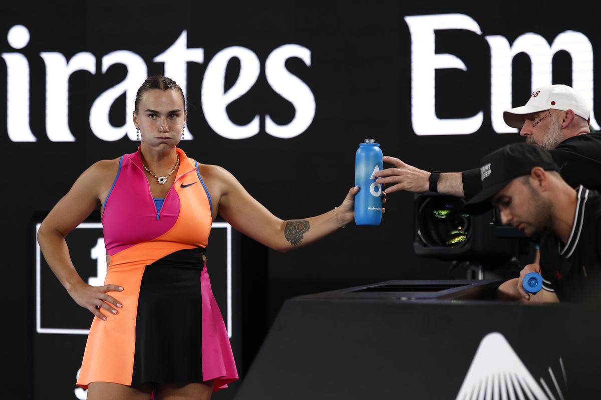 Elena Rybakina, prima reacție după ce a cucerit Australian Open: „Să continuăm anul în forță!”