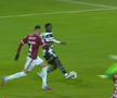 Penalty dictat pentru faultul lui Aioani în Rapid - U Cluj / FOTO: Captură @Prima Sport 1