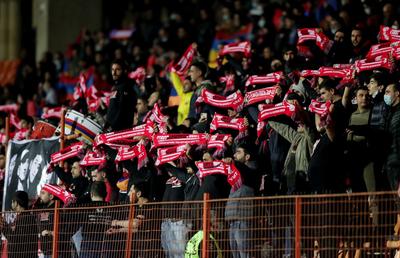 Ce s-a cerut în Parlamentul României, în ziua în care armenii au adus 4.500 de fani la meciul cu „tricolorii”