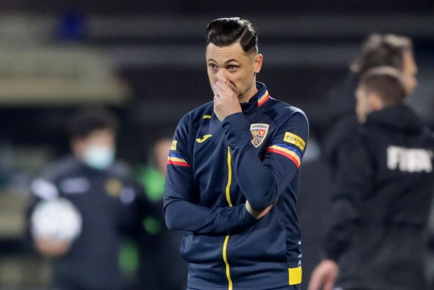 Armenia a învins-o pe România, scor 3-2, în a 3-a etapă a preliminariilor Campionatului Mondial. Mirel Rădoi, selecționerul „tricolorilor”, și-a stăpânit cu greu calmul la finalul înfrângerii de la Erevan.