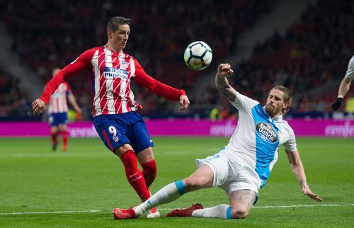 Raul Albentosa, în duel cu Fernando Torres