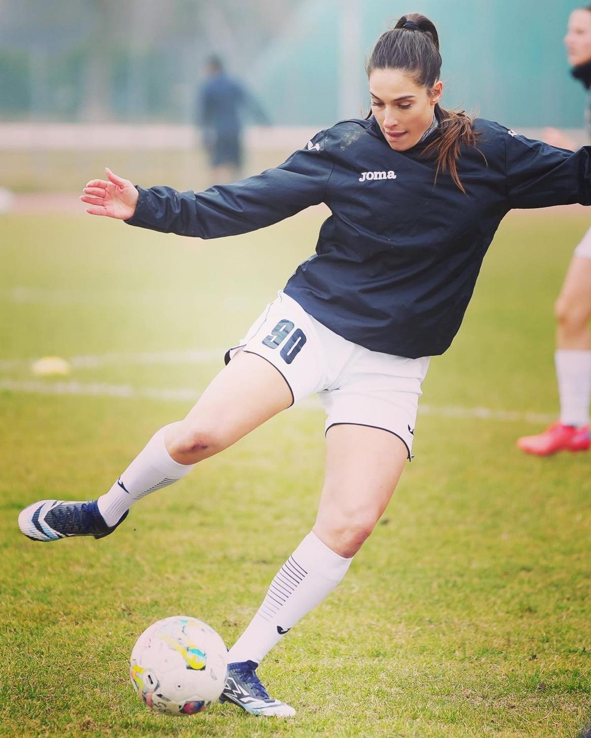 Cea mai frumoasă fotbalistă din Italia a răbufnit după apariția unui articol: „Opriți-vă cu toții! Nu am spus niciodată asta”