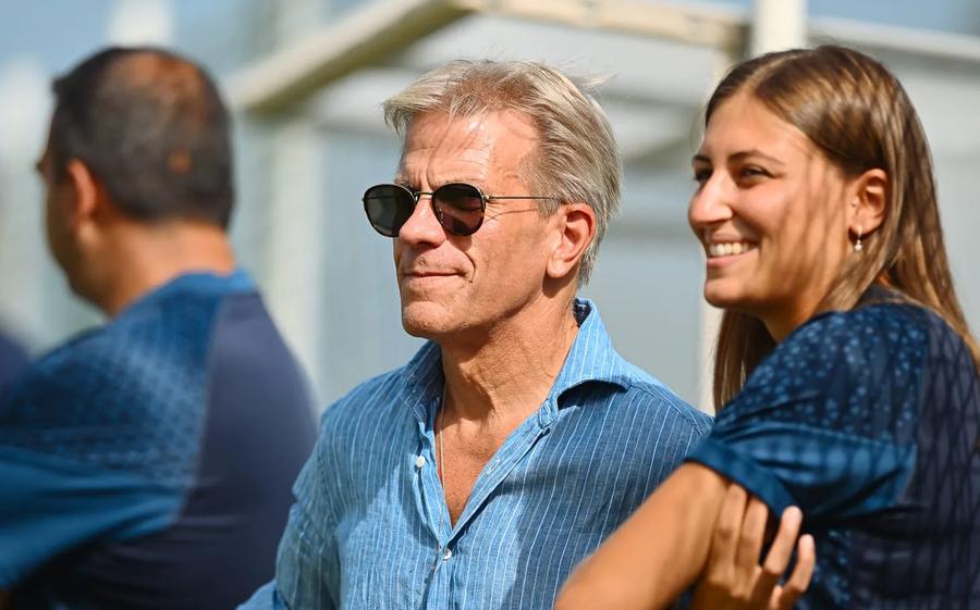 Kyle Krause, investitorul Parmei, are planuri cu Valentin Mihăilă și Dennis Man Planurile lui Kyle Krause cu Dennis Man și Valentin Mihăilă » Parma trece într-o nouă epocă