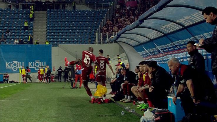 Reacțiile lui Jayson Papeau și Christopher Braun / Foto: captură de ecran digisport.ro