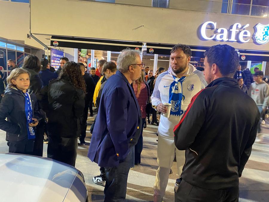 Șut, cu capul! » „Optarul” lui FCSB a rezolvat „cazul Farul” și temperează elanul Craiovei. Clasamentul în lupta la titlu