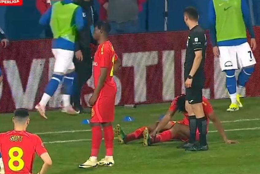 Siyabonga Ngezana (26 de ani), fundașul central al celor de la FCSB, s-a accidentat în minutul 53 al deplasării cu Farul. Sud-africanul a forțat, a revenit pe gazon câteva clipe, și a fost la un pas de autogol.