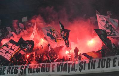 Reacție de suflet din Ardeal, după victoria lui „U” din derby-ul Clujului: „CFR e mai sus, Universitatea e mai iubită!” » Reverență în fața lui Neluțu Sabău