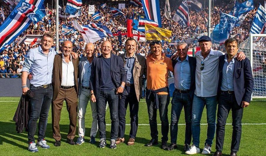 Câțiva dintre componenții echipei care a câștigat lo scudetto în 1990-1991. De la stânga la dreapta: Pagliuca, Lanna, Lombardo, Vierchowod, Branca, Ivano Bonetti, Invernizzi, Mannini și Pari Se strâng legendele pentru a salva o fostă campioană » „Antrenăm și gratis, numai să nu retrogradeze!”