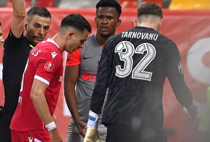 Ștefan Târnovanu a comis o eroare mare în derby-ul cu Dinamo, dar FCSB a scăpat cu fața curată / FOTO: Gazeta Sporturilor