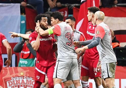 Risto Radunovic (32 de ani, fundaș stânga) a fost pentru prima oară căpitan la FCSB, chiar în derby-ul cu Dinamo (2-1) din play-off-ul SuperLigii