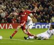 Peter Crouch în noiembrie 2007 pentru Liverpool într-un meci cu Beșiktaș din Champions League / Foto: Imago