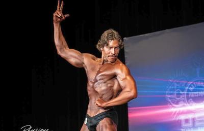 Fiul lui Arnold Schwarzenegger, debut spectaculos în culturism! Câștigător la 3 categorii