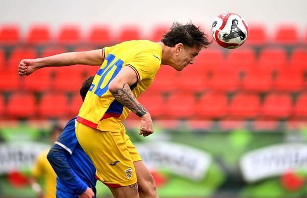 „Bomber vero” » Salvatorul naționalei României s-ar putea numi... Pellegrini! Deja face senzație sub tricolor: „Atacant de careu, marfă rară”