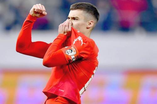 Cătălin Cîrjan, mijlocașul lui Dinamo // FOTO: Instagram