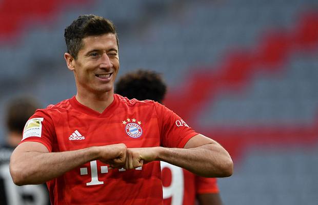 BAYERN MUNCHEN. Cine-l oprește pe Lewandowski? L-a egalat pe Gerd Muller și e mult peste Messi și Ronaldo