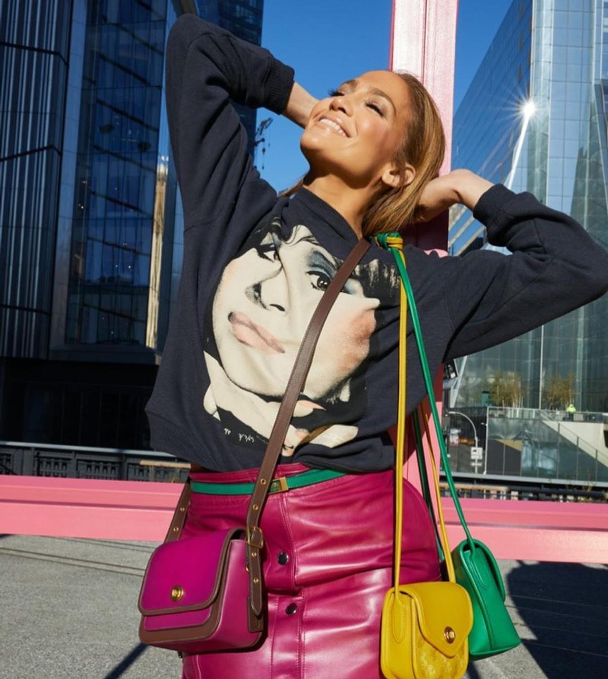 Jennifer Lopez, contrariată că a împărțit scena cu Shakira la Super Bowl: „Cea mai proastă idee din lume”