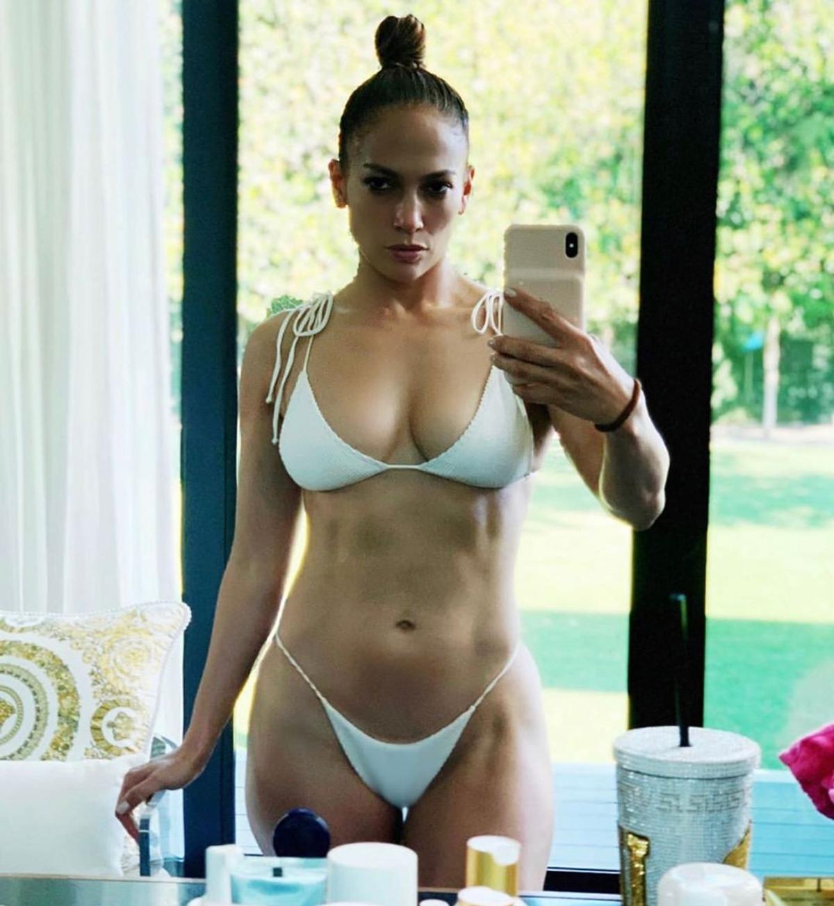 FOTO Jennifer Lopez e din nou singură! Cântăreața s-a despărțit de Alex Rodriguez: fostul jucător de baseball ar fi înșelat-o