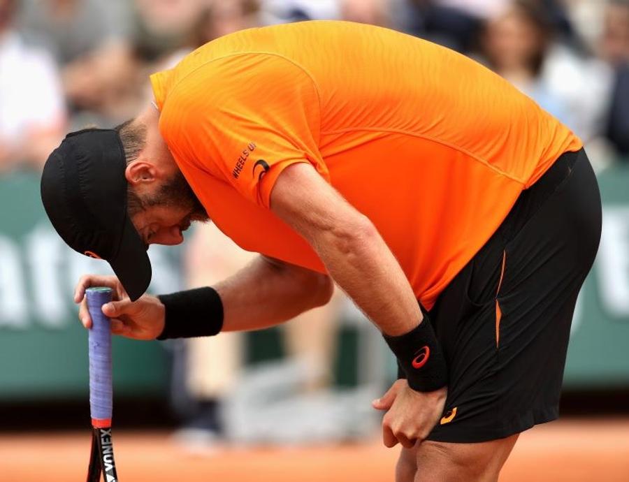 Roland Garros se joacă pe GSP.ro » Emoții, controverse, șotii cu eroii zgurii: pisica neagră, gestul indecent al lui Safin sau călătoria de 1.000 de km cu bunica pe bancheta din spate