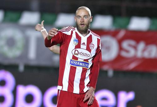 FCSB îl vrea pe Branislav Ninaj