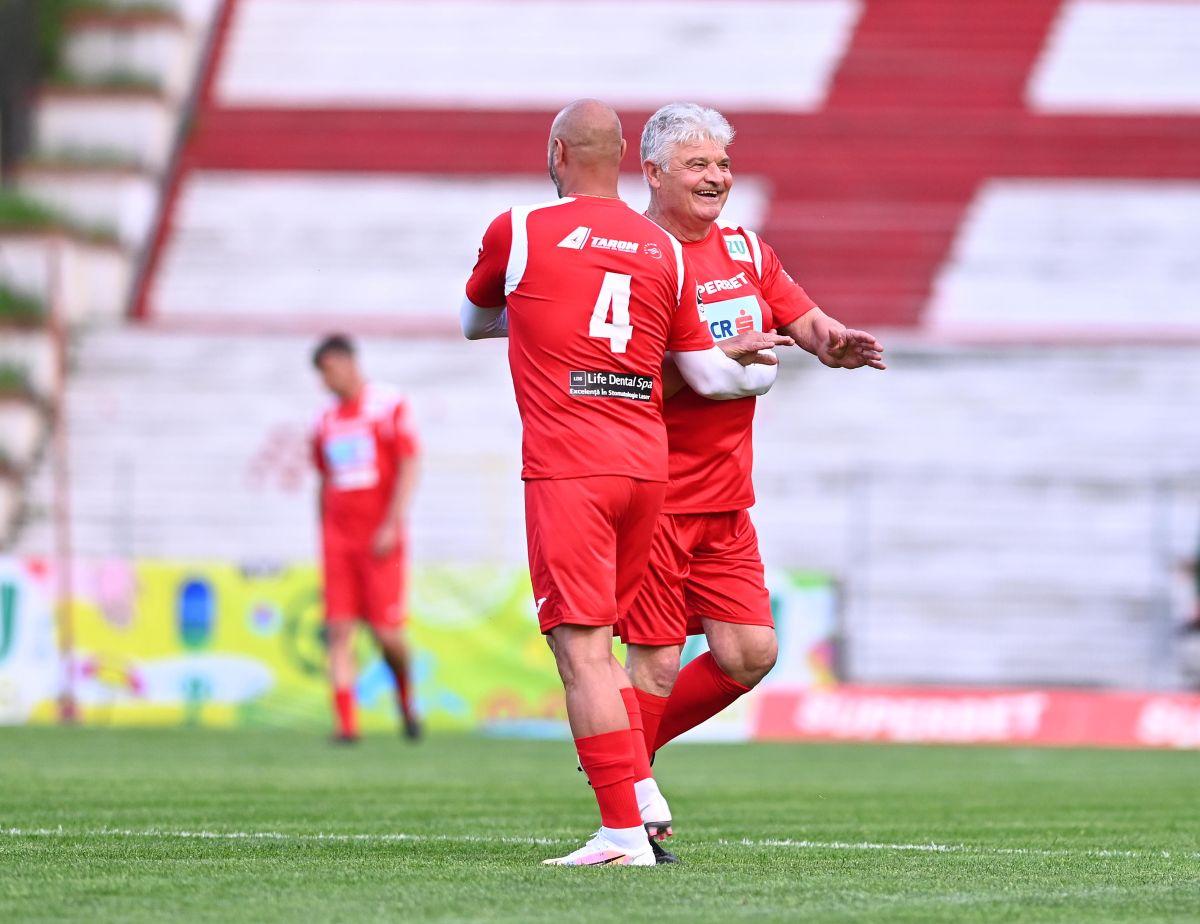 Meciul legendelor în Ștefan cel Mare » 12 goluri marcate de echipele lui Andone și Belodedici